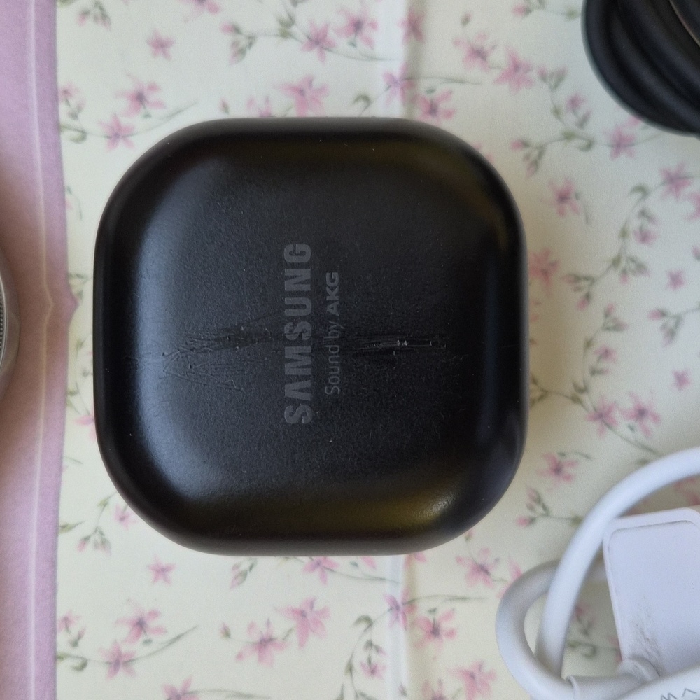 Samsung Galaxy Watch+Buds - Picture 17 of 17